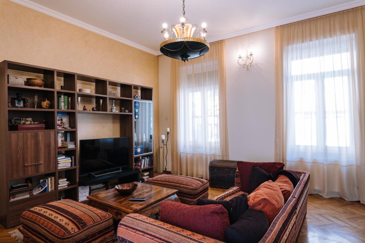 The Home Тимишоара Экстерьер фото