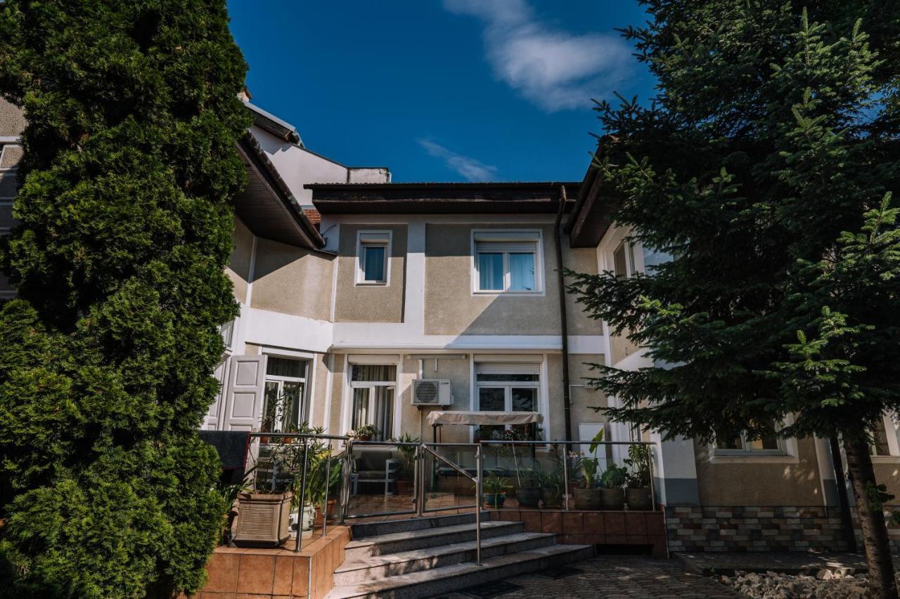 The Home Тимишоара Экстерьер фото